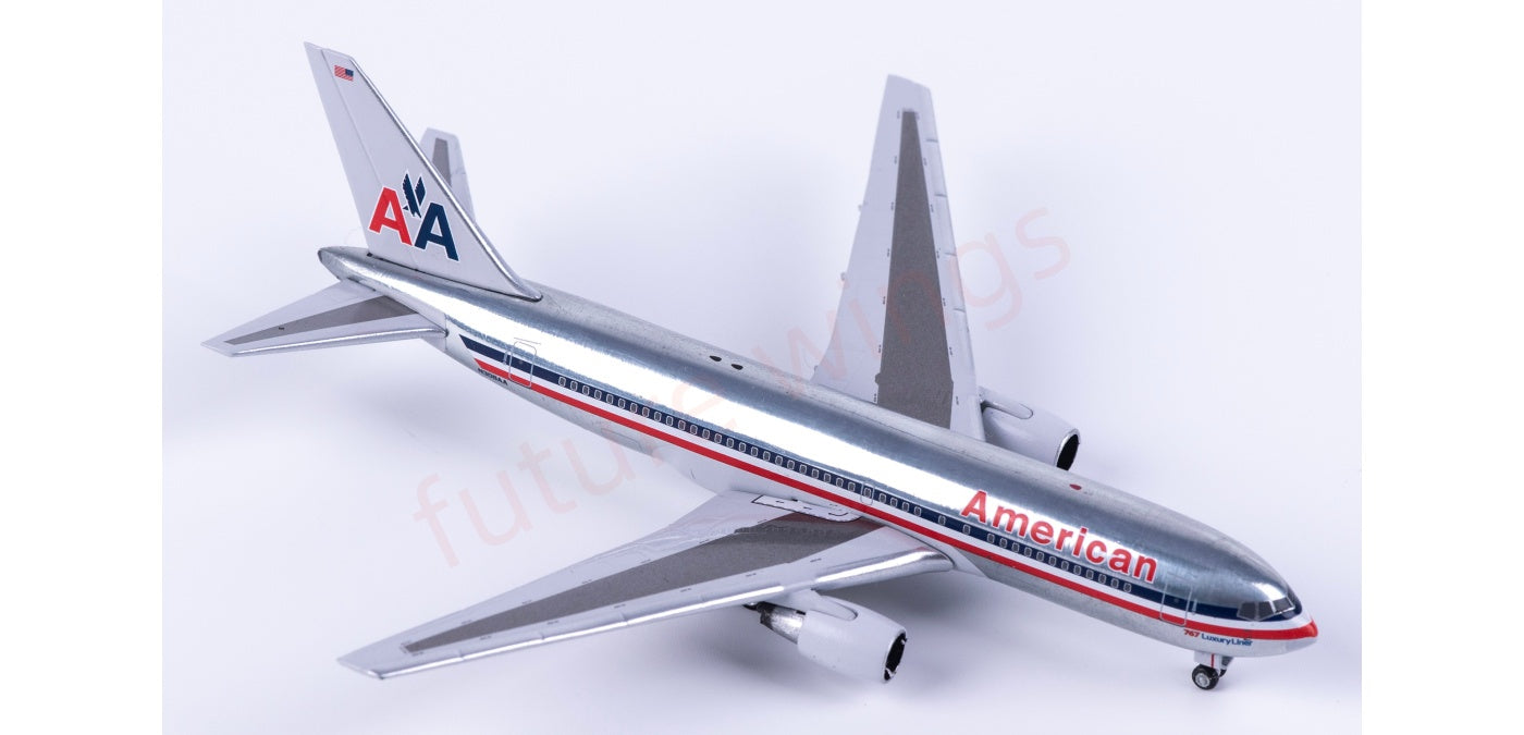 1:400 AeroClassics BBX41690 American Airlines B767-300 N308AA Aircraft Model+Free Tractor