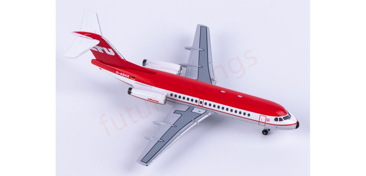 1:400 AeroClassics AC411454 LTU International Fokker F28 D-ABAX Aircraft Model+Free Tractor