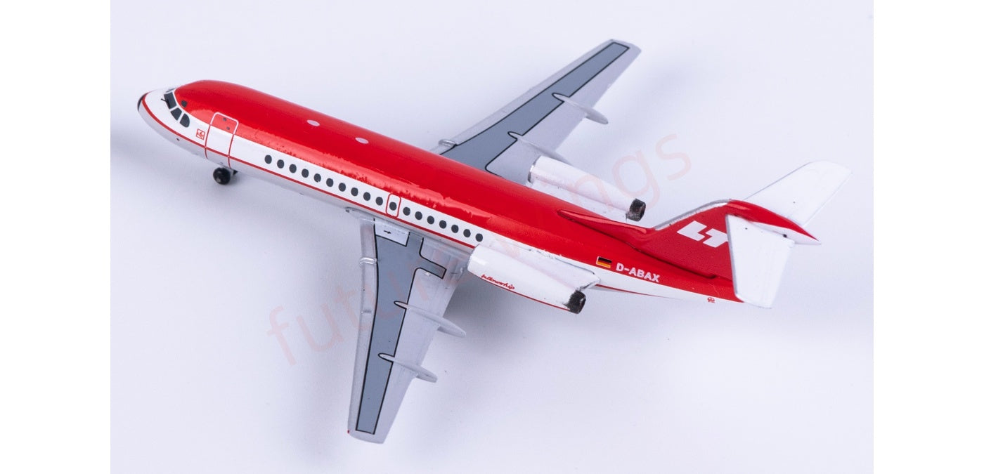 1:400 AeroClassics AC411454 LTU International Fokker F28 D-ABAX Aircraft Model+Free Tractor