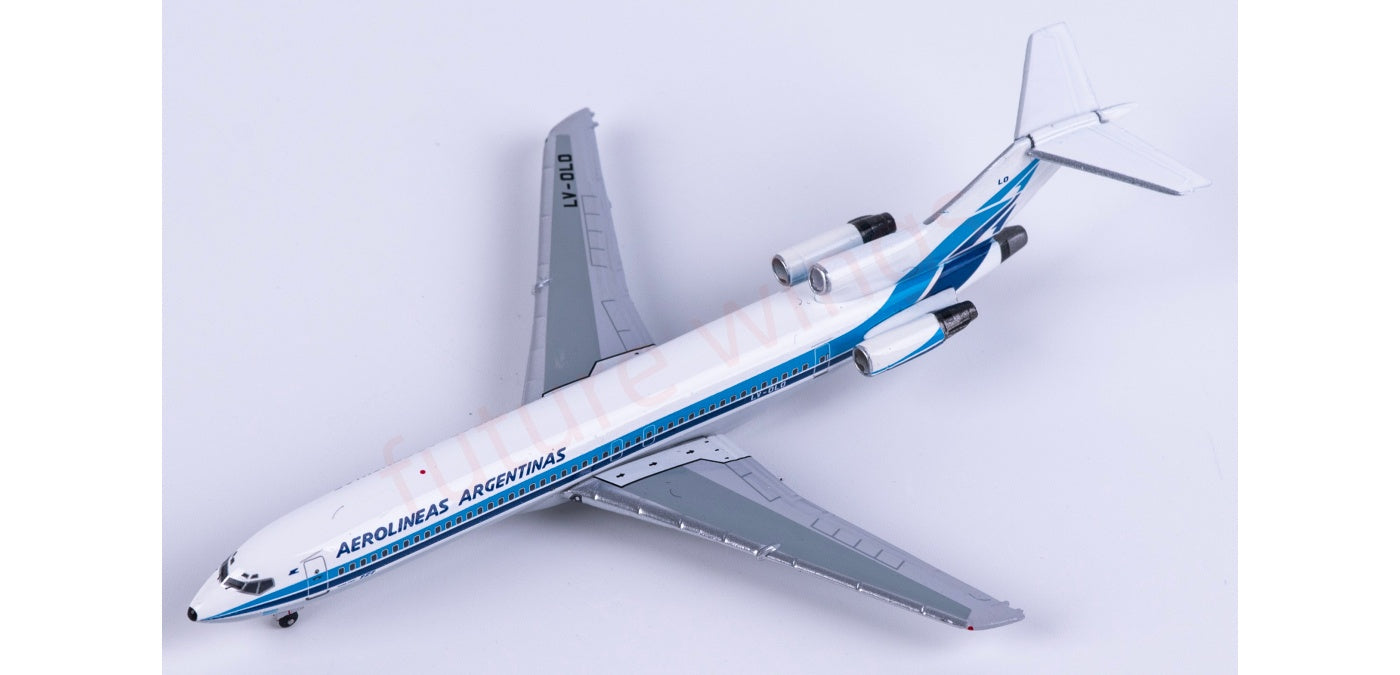 1:400 AeroClassics AC411505 Aerolineas Argentinas B727-200 LV-OLO  Aircraft Model+Free Tractor
