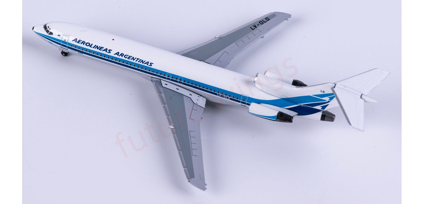 1:400 AeroClassics AC411505 Aerolineas Argentinas B727-200 LV-OLO  Aircraft Model+Free Tractor