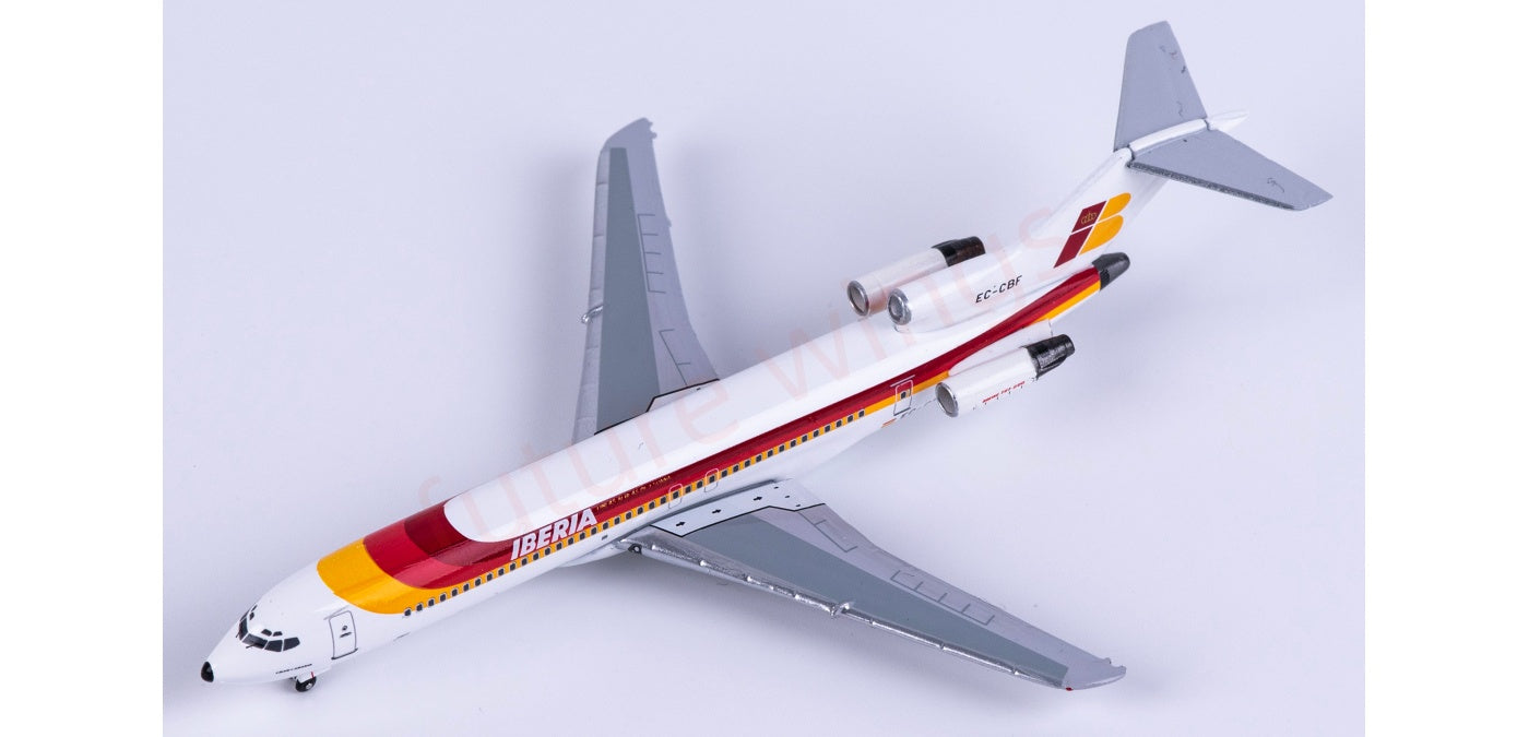 1:400 AeroClassics AC411510 Iberia B727-200 EC-CBF Aircraft Model+Free Tractor