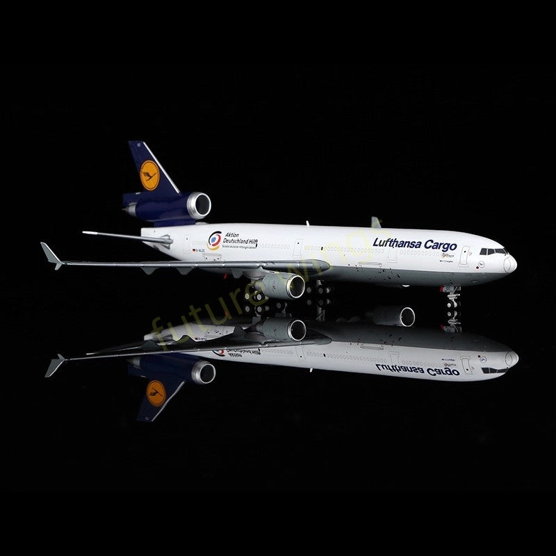 1:400 YY Wings Lufthansa Cargo MD-11 D-ALCC "Aktion Deutschland Hilft" Aircraft Model+Free Tractor