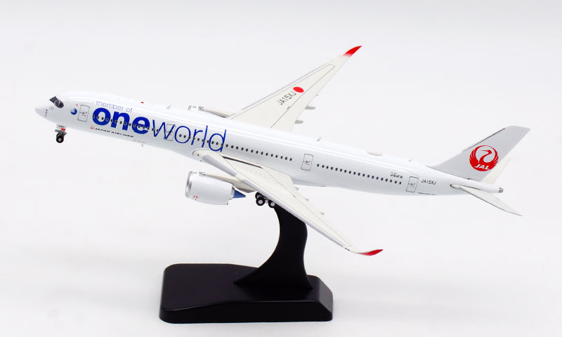 1:400 Aviation400 Japan Airlines JAL A350-900 JA15XJ “One World”Free Tractor+Stand