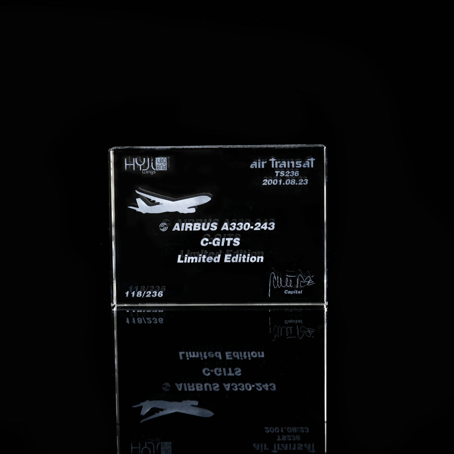 (SUPER RARE) 1:400 HYJLwings LEGEND Air Transit A330 C-GITS “TSC236” Aircraft Model+Free Tractor