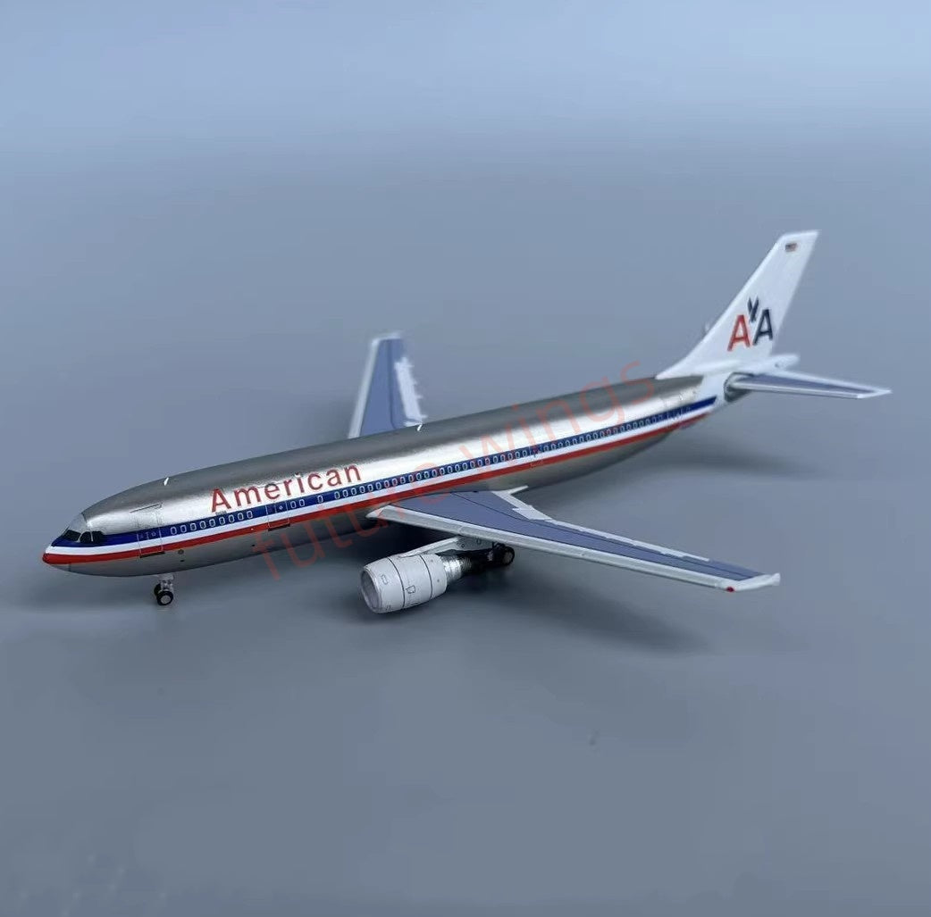 1:400 Z² Model American Airlines A300-600R N91050 Aircraft Model+Free Tractor