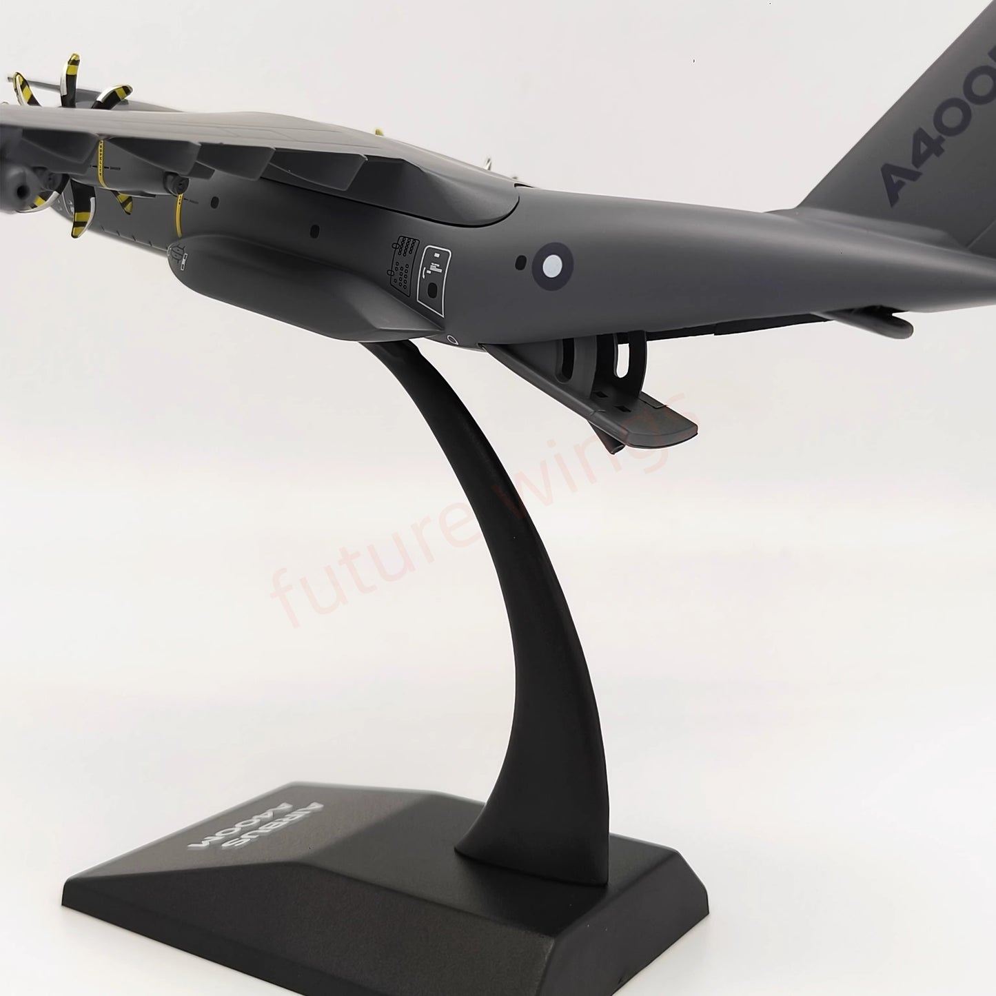 1:200 Aimo Wings A400M Transport Aircraft Model With Stand