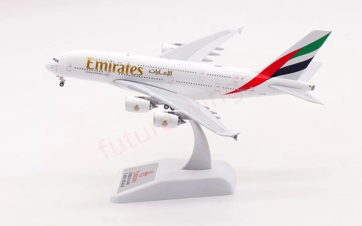 1:400 Aviation400 Emirates A380 A6-EEY Aircraft Model Free Tractor+Stand