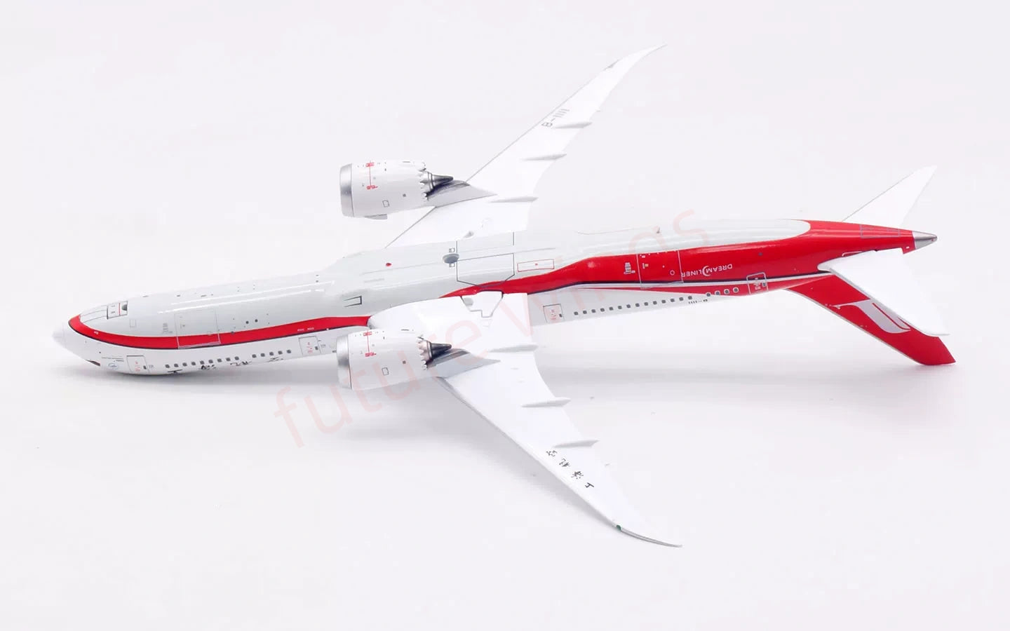 1:400 Aviation400 ShangHai Airlines B787-9 B-1111 Free Tractor +Stand