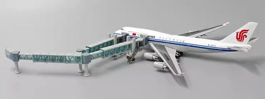 1:400 JC Wings LH4134 Airport Passenger Bridge (For Wide body Aircraft)
