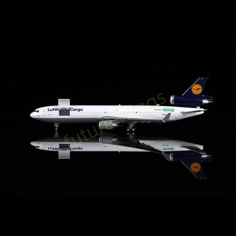 1:400 YY Wings Lufthansa Cargo MD-11 D-ALCC "Member of WOW" Aircraft Model+Free Tractor
