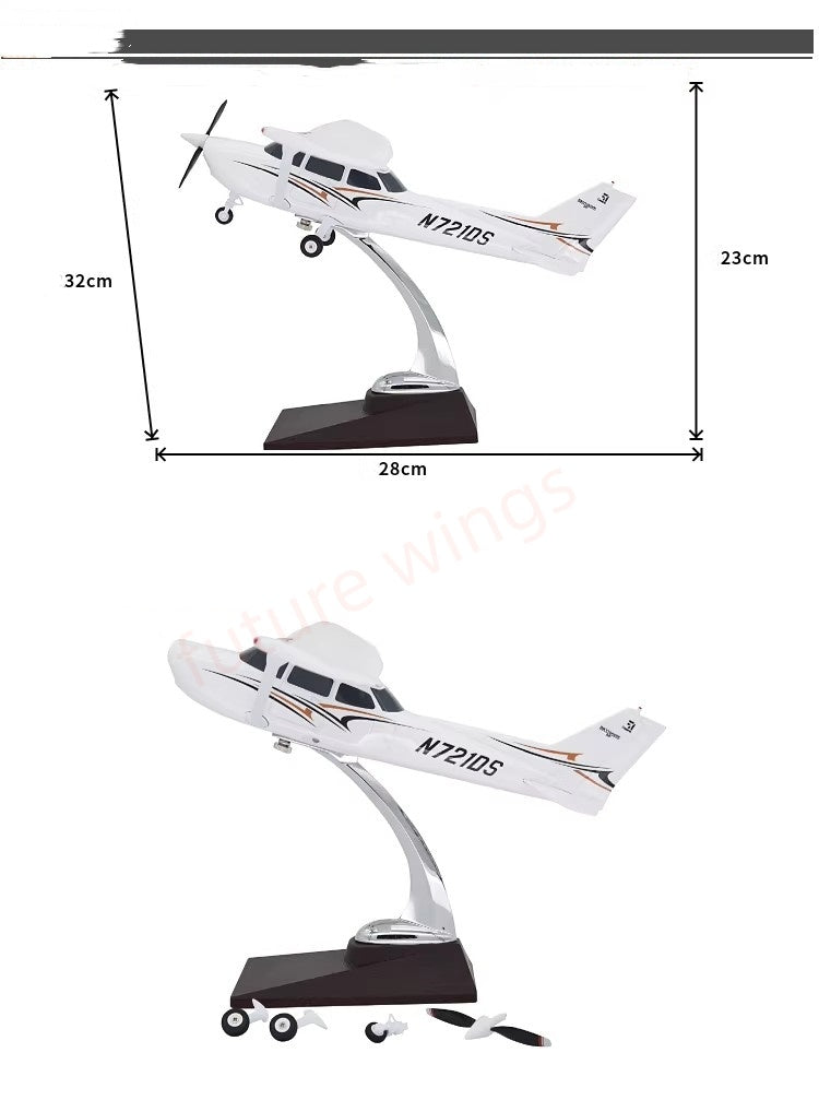 (RARE) Cessna 172R Model With Stand (about 28cm)