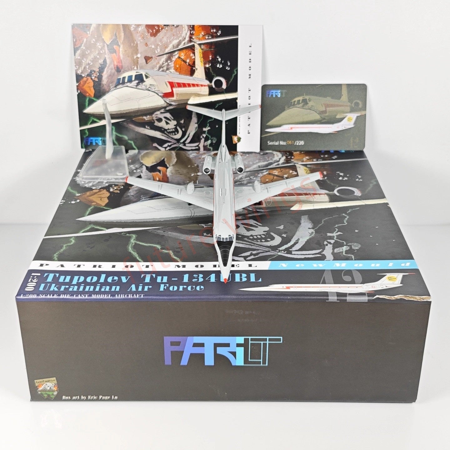 1:200 Patriot Ukrainian Air Force Tupolev Tu-134UBL 42 Aircraft Model