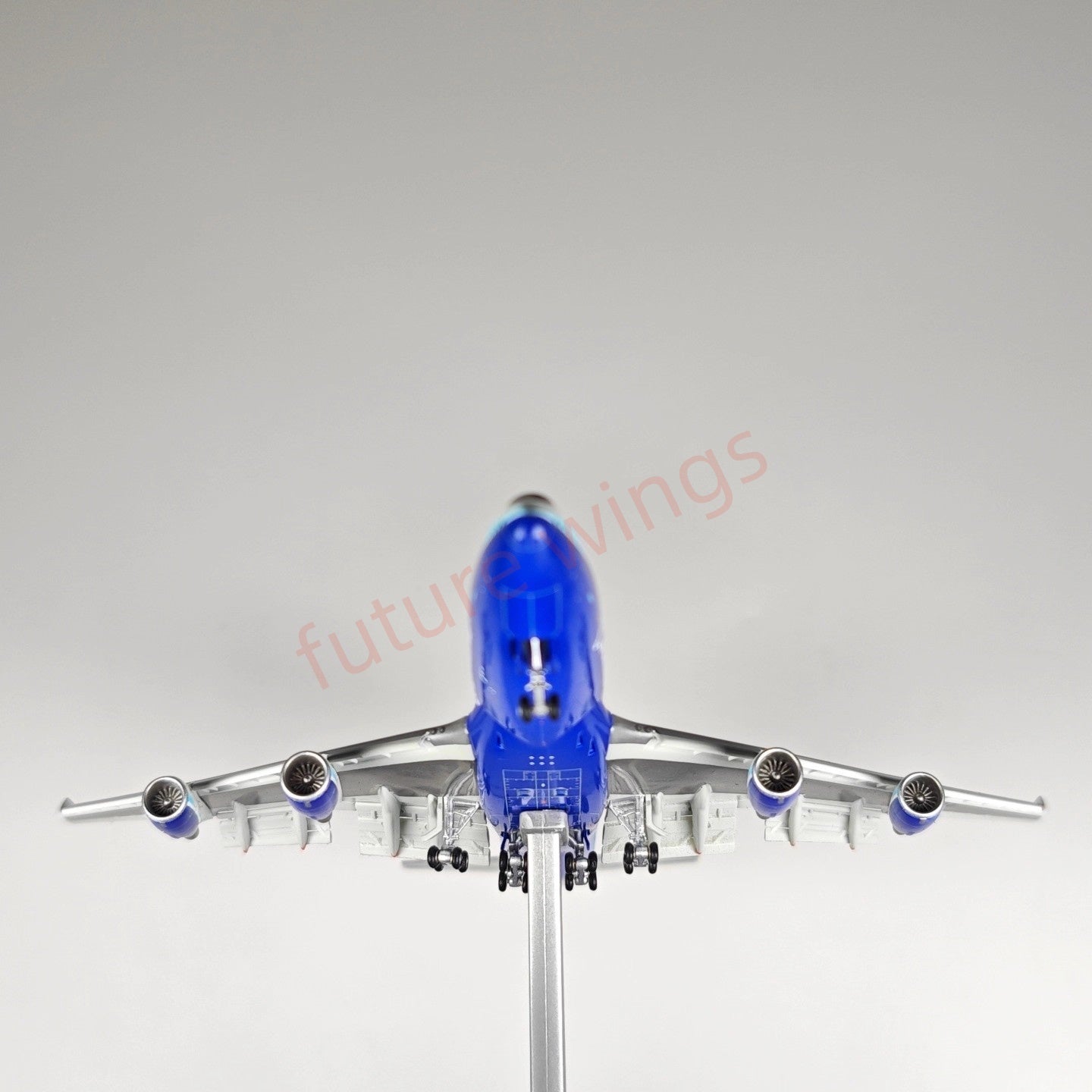 1:400 HX Models China Airlines B747-400 B-18210 Aircraft Model Free Tractor +Stand