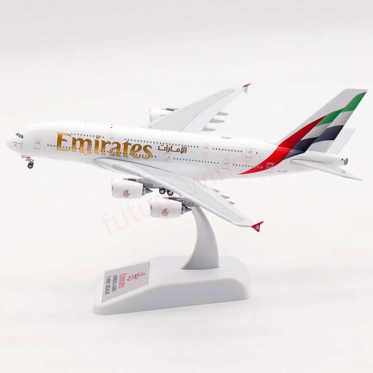 1:400 Aviation400 Emirates A380 A6-EOH Aircraft Model Free Tractor+Stand