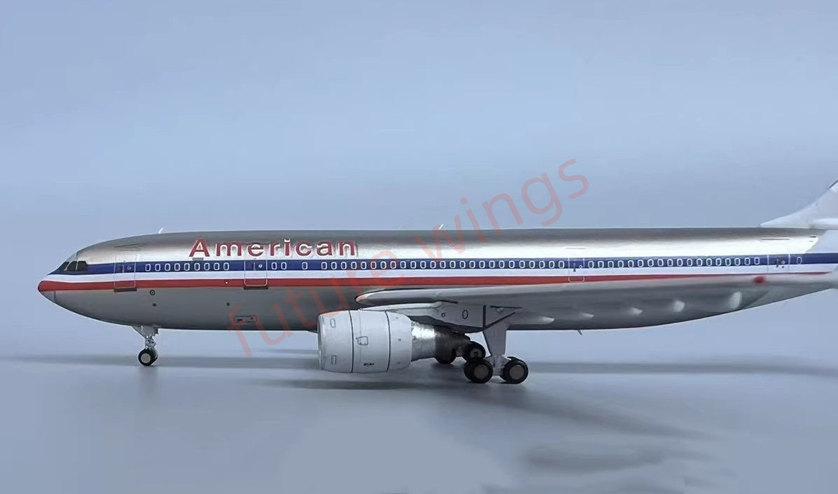 1:400 Z² Model American Airlines A300-600R N91050 Aircraft Model+Free Tractor