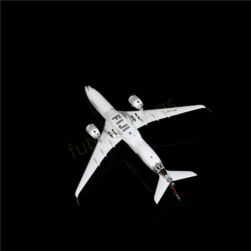 1:400 AeroPolaris Fuji Airways A350-900 DQ-FAM Aircraft Model+Free Tractor