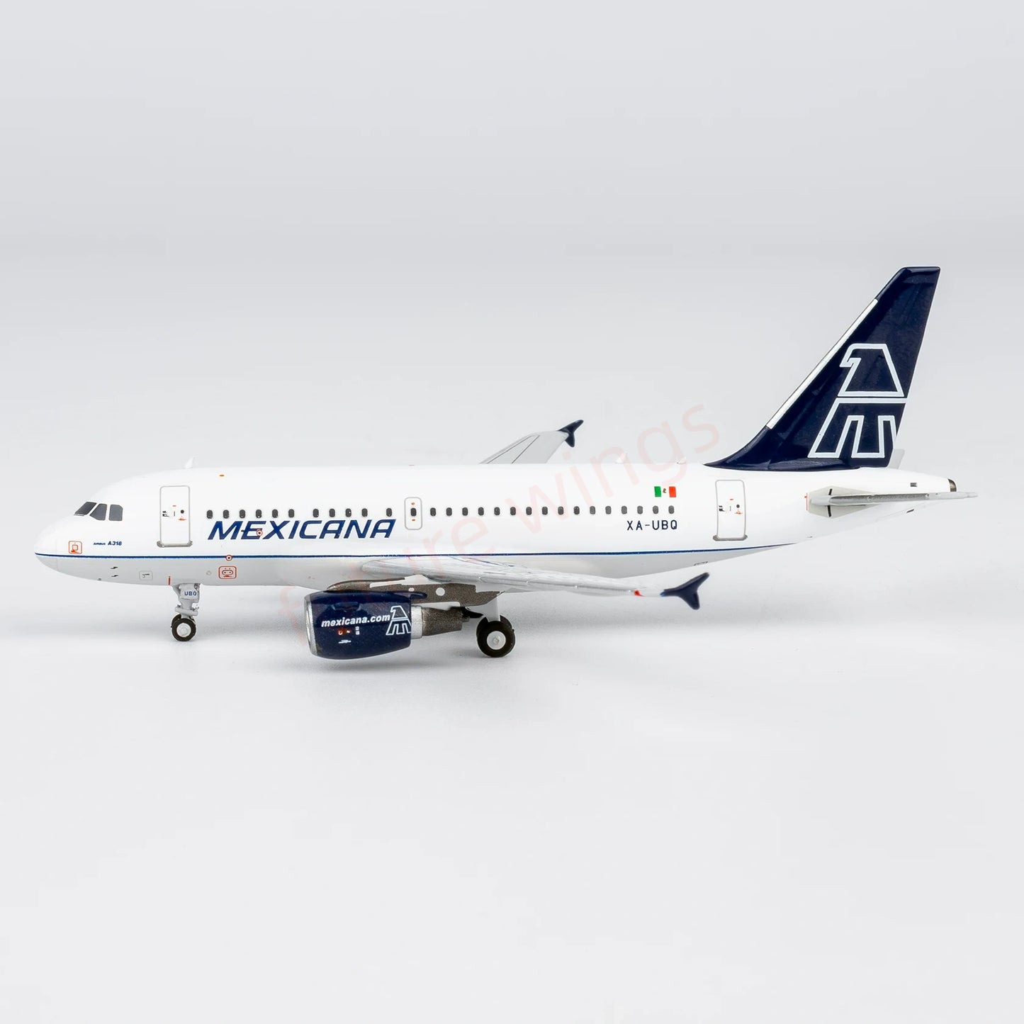 1:400 NG Models NG48029 Mexicana A318 XA-UBQ Aircraft Model+Free Tractor