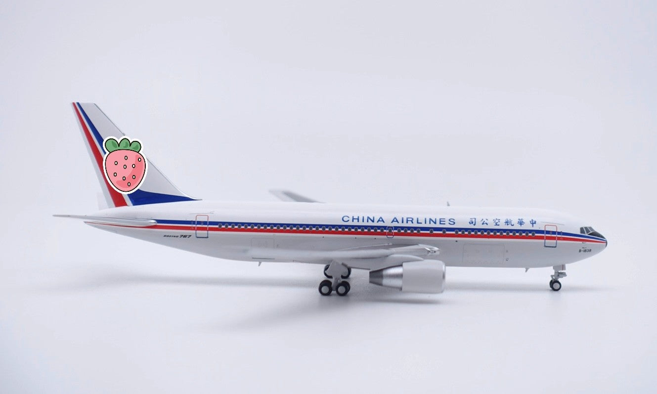 1:400 C Model China Airlines B767-200ER B-1838 Aircraft Model+Free Tractor