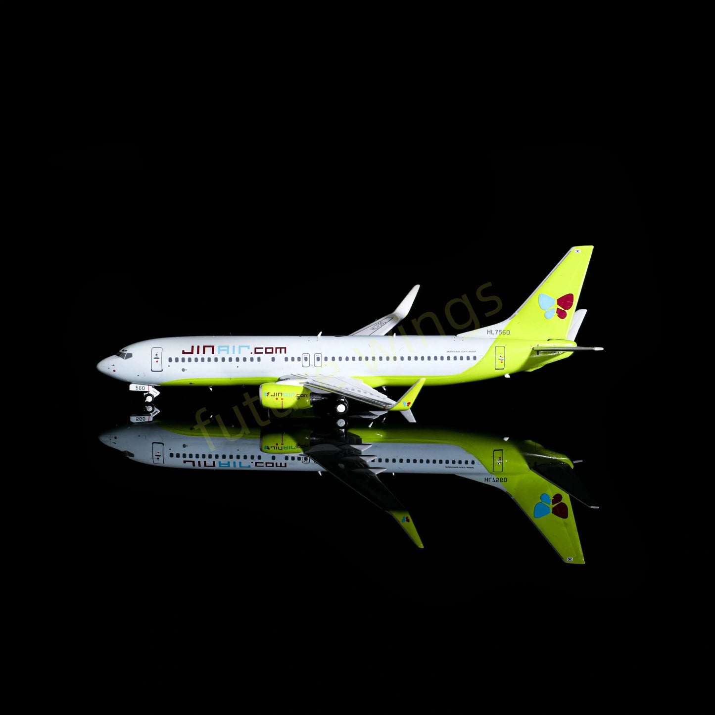 1:400 AeroPolaris Jin Air B737-800 HL7560 Aircraft Model+Free Tractor