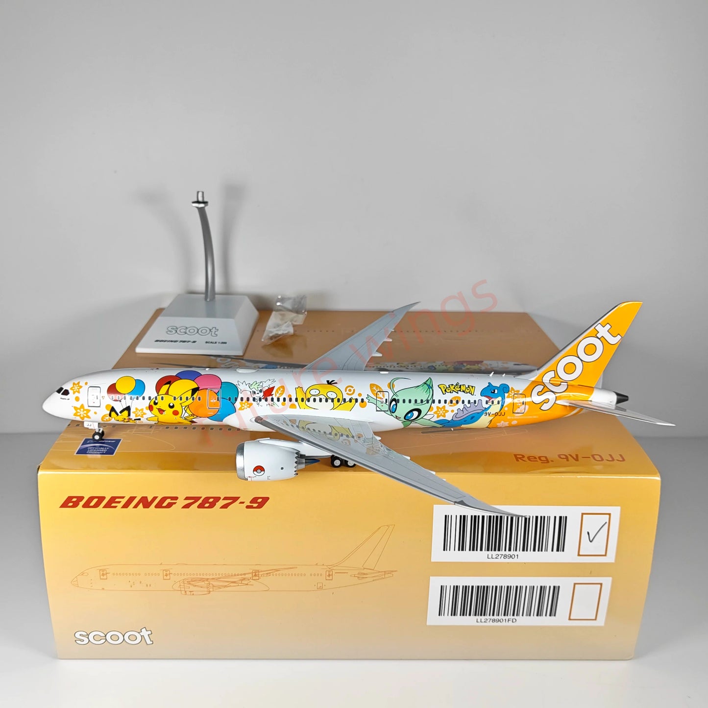 1:200 LL Wings(JC Wings) Scott B787-9 9V-OJJ Diecast Aircraft Model