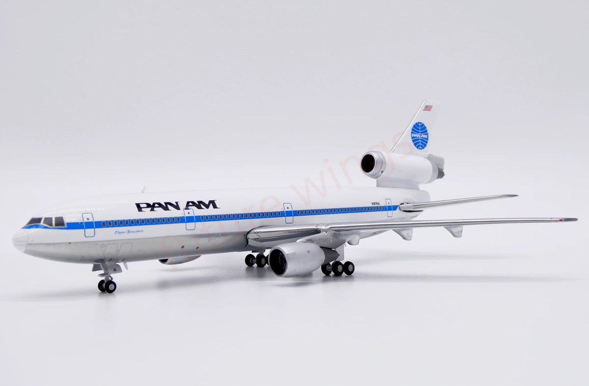 1:400 Z² Model Pan AM McDonnell Douglas DC-10 N81NA+Free Tractor