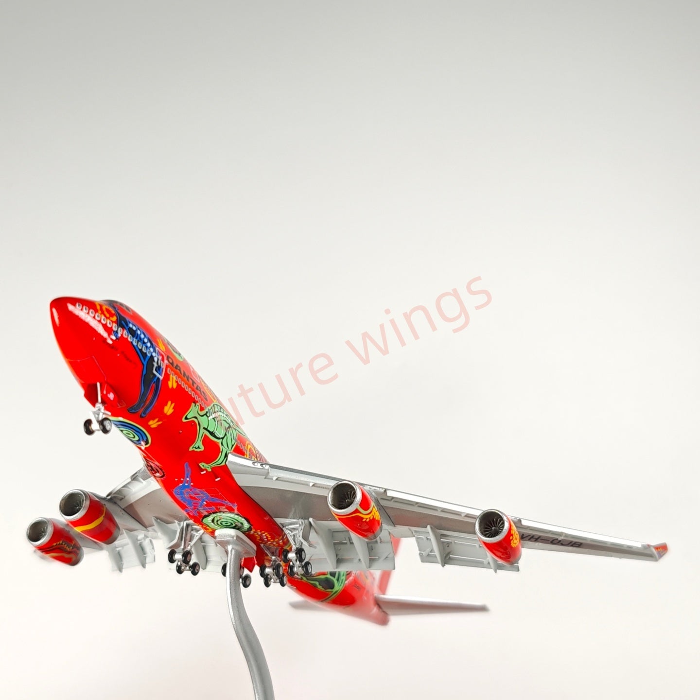 1:400 HX Models Qantas Airways B747-400 VH-OJB Aircraft Model Free Tractor +Stand