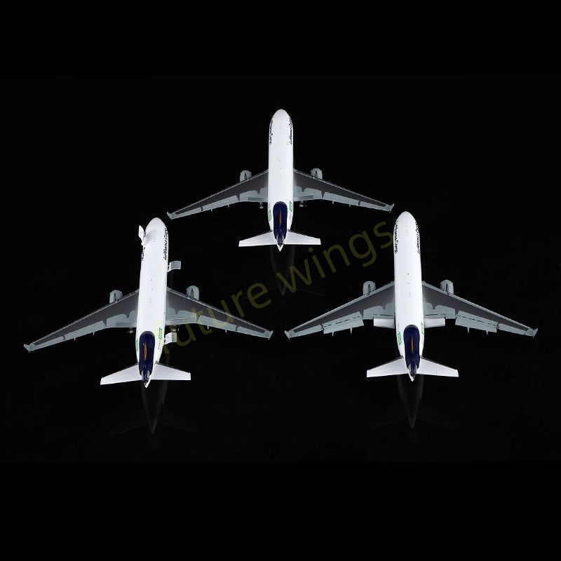 1:400 YY Wings Lufthansa Cargo MD-11 D-ALCC "Member of WOW" Aircraft Model+Free Tractor