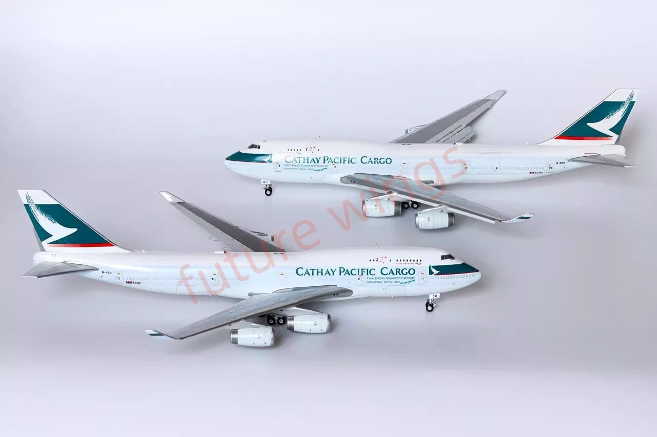 1:400 CW Cathay Pacific Cargo B747-400BCF B-HOU Aircraft Model+Free Tractor
