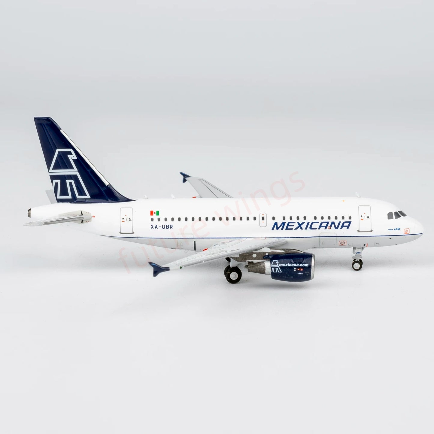 1:400 NG Models NG48030 Mexicana A318 XA-UBR Aircraft Model+Free Tractor