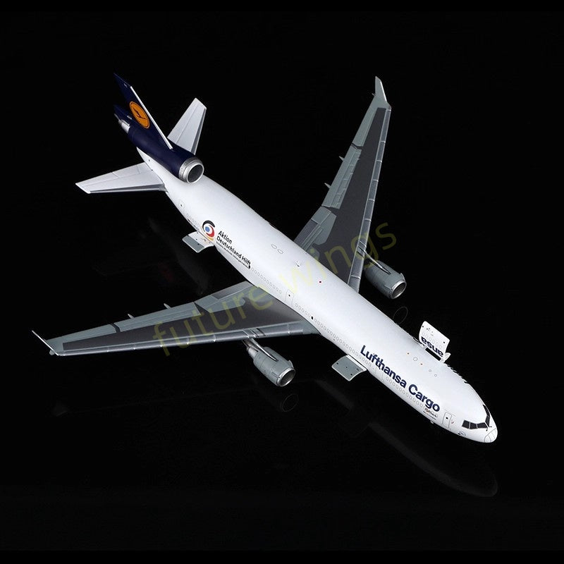 1:400 YY Wings Lufthansa Cargo MD-11 D-ALCC "Aktion Deutschland Hilft" Aircraft Model+Free Tractor