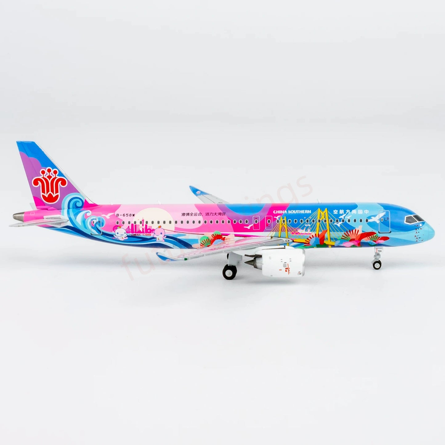 1:400 NG Models NG24186 China Southern Airlines Comac C919 B-658W+Free Tractor