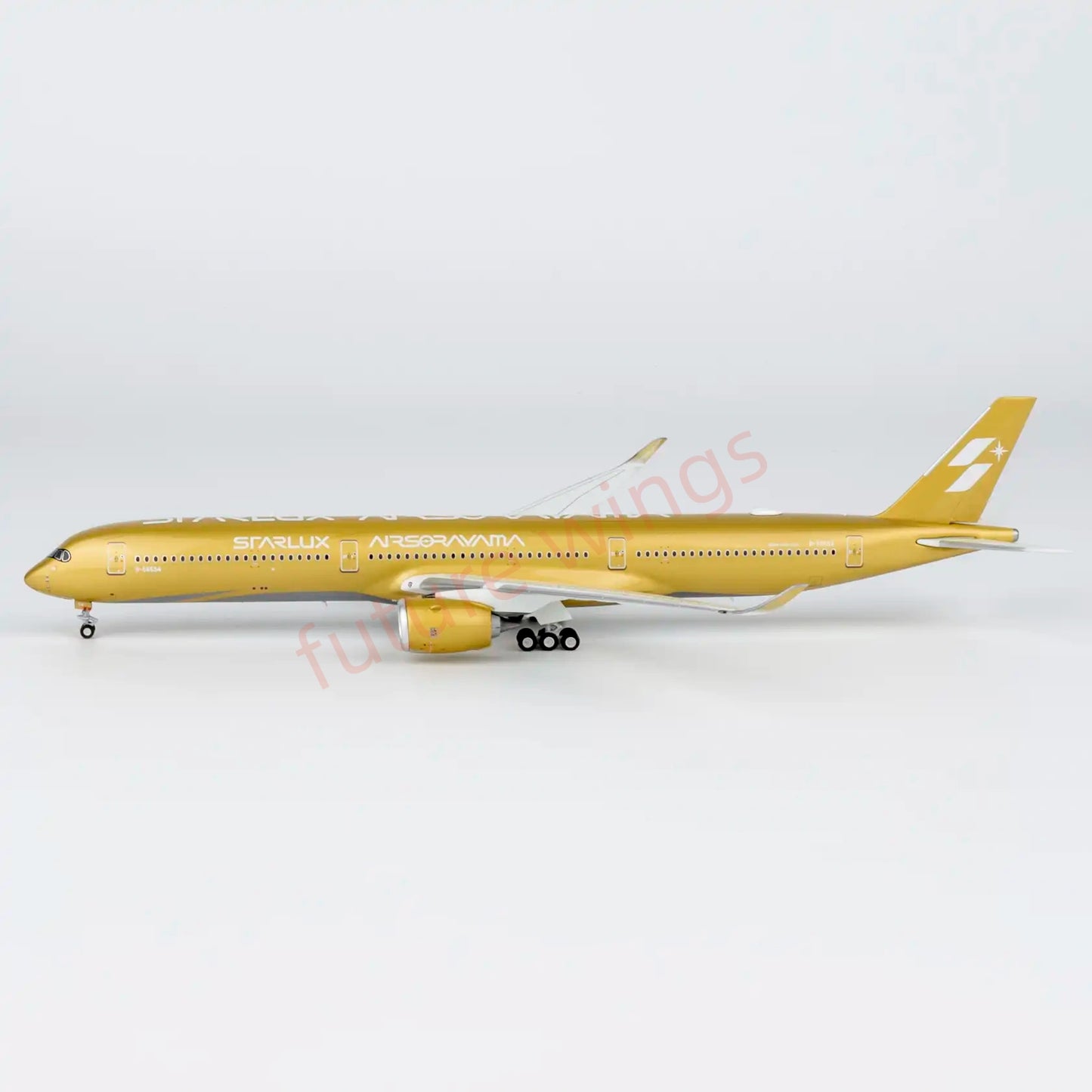 1:400 NG Models NG57048 Starlux Airlines A350-1000 B-58554+Free Tractor