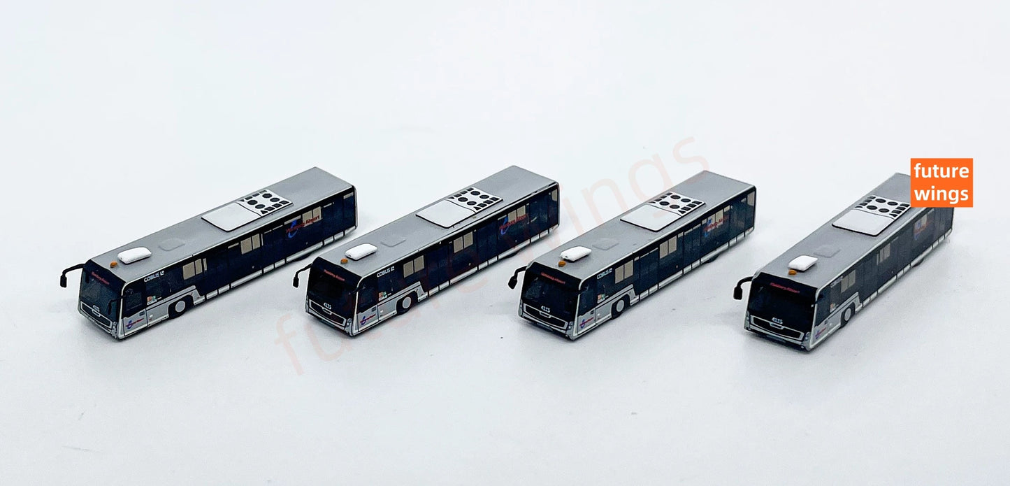 1:400 Fantasy Wings GSE Airport Passenger Cobus3000 Hamburg Airport 4in1 Set