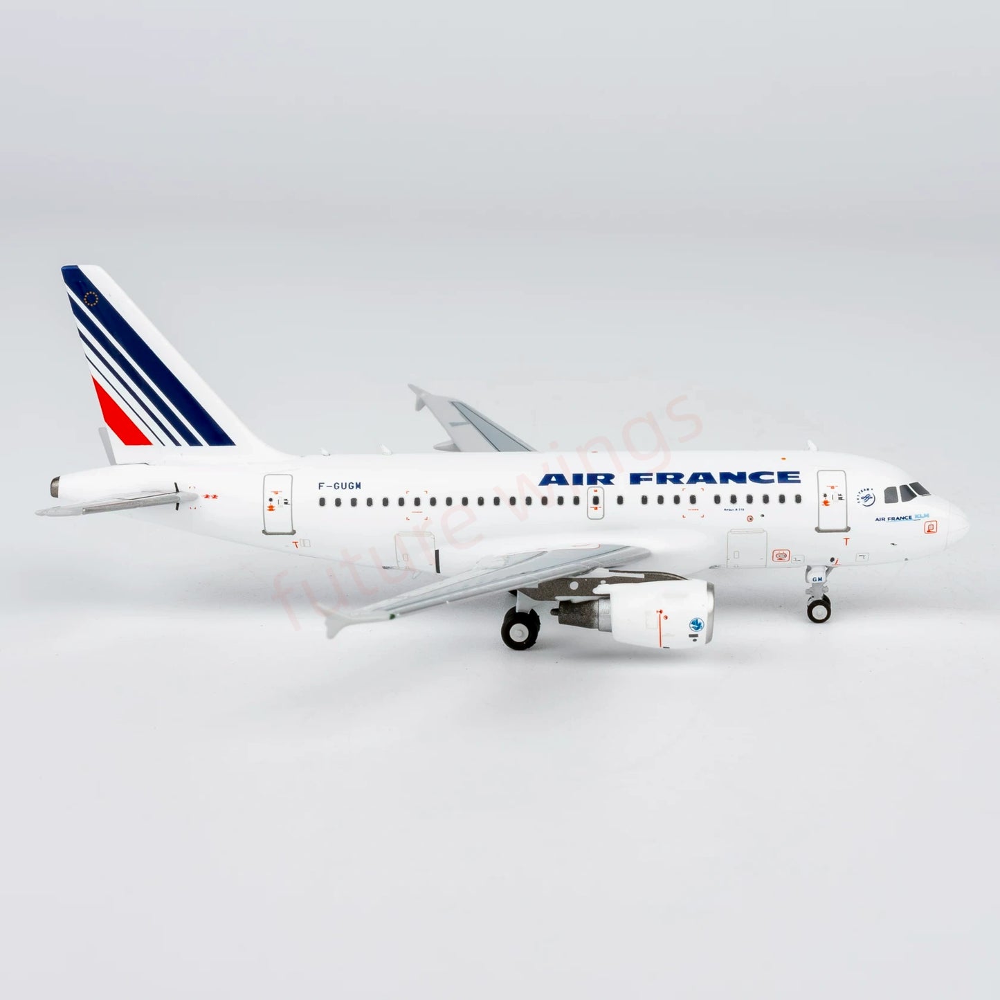 1:400 NG Models NG48026 Air France A318 F-GUGM Aircraft Model+Free Tractor