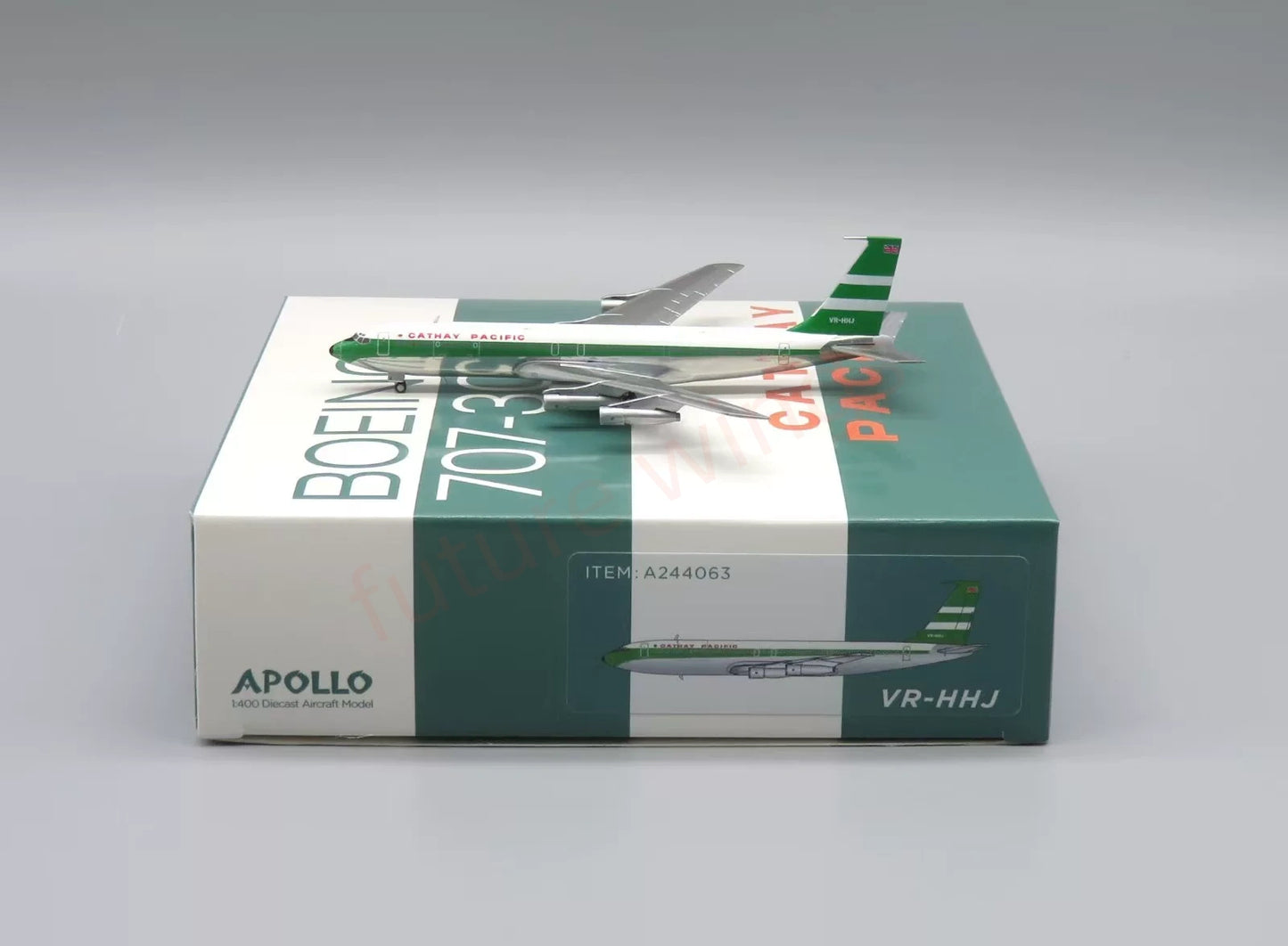 1:400 Apollo A244063 Cathay Pacific Cargo B707-300F VR-HHJ+Free Tractor