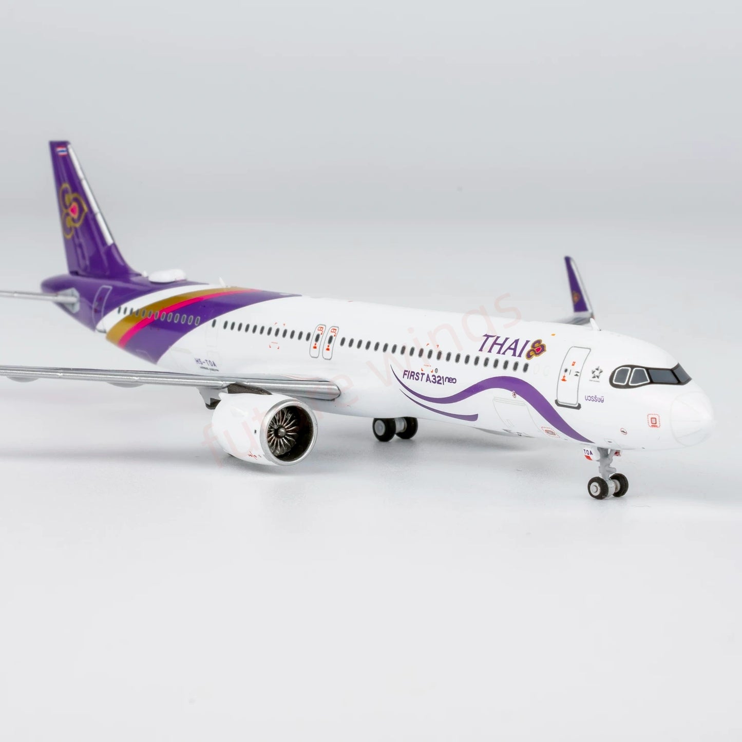 1:400 NG Models NG13148 Thai Airways A321neo HS-TOA Aircraft Model+Free Tractor